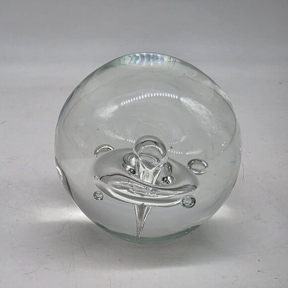 Hand Blown Clear Glass Paperweight With Abstract Design Controlled Bubbles 3" - Picture 4 of 12